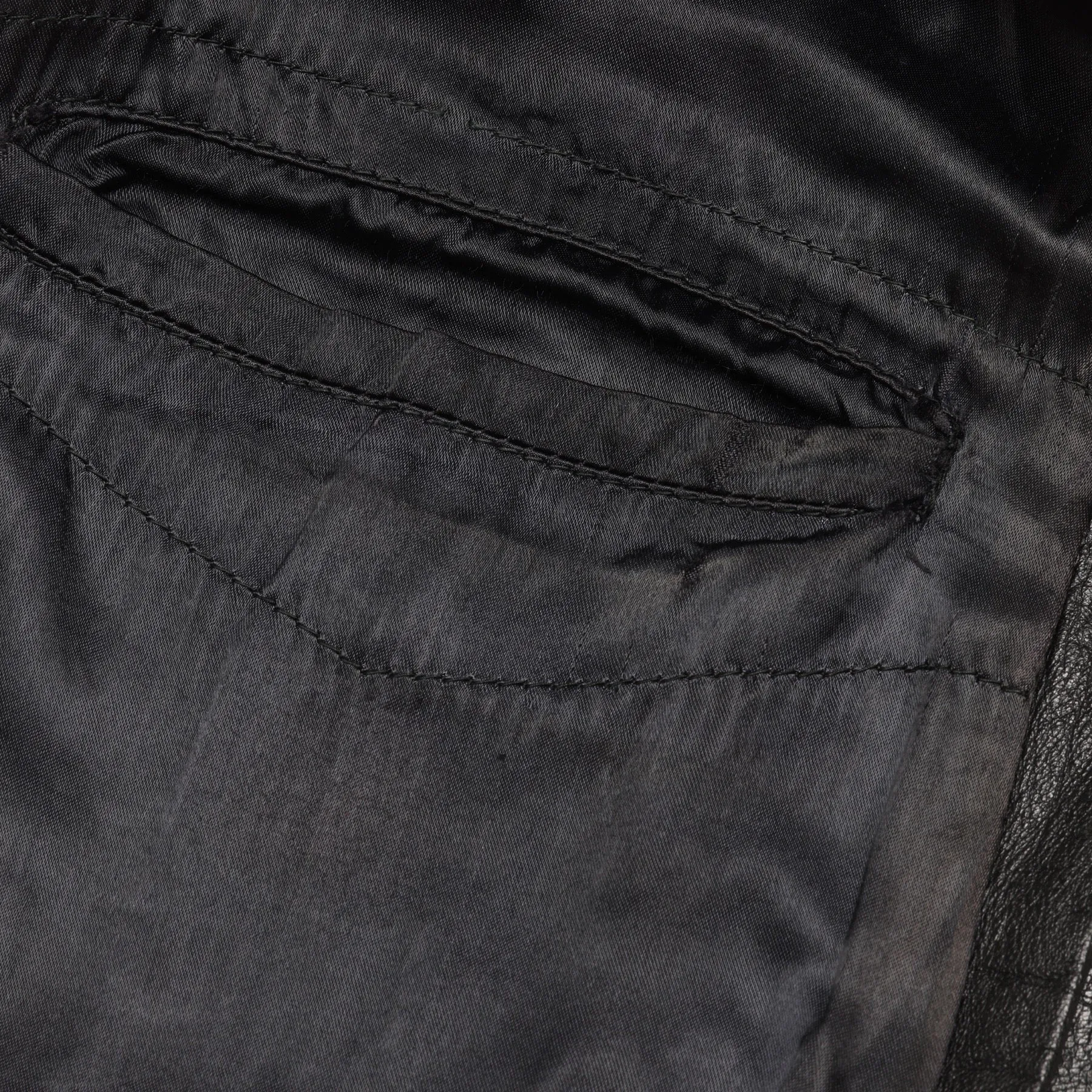 70s, Exaggerated Collar, Seam Structuring, Era Specific