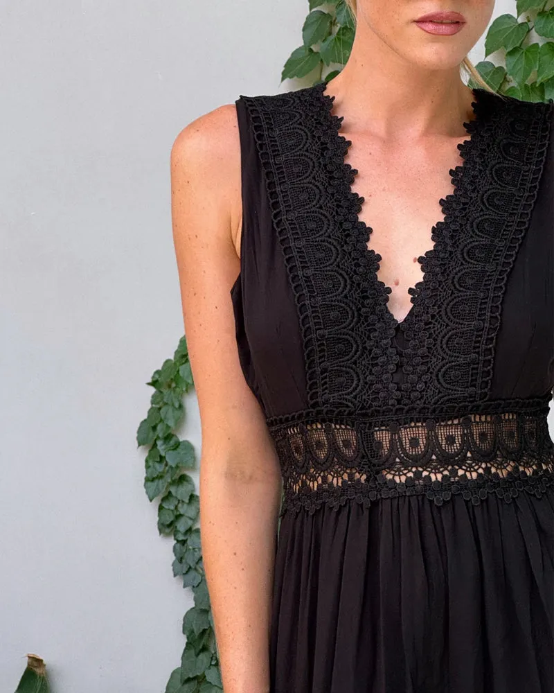 Rosie | Flowy Lace Detail Dress
