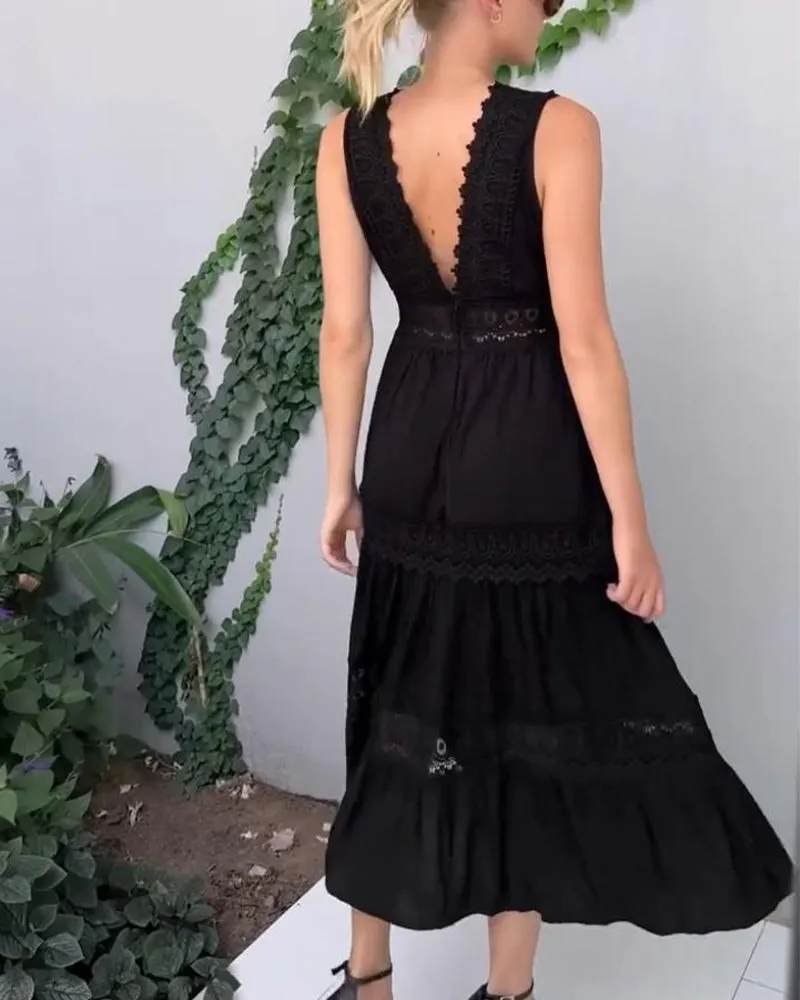 Rosie | Flowy Lace Detail Dress