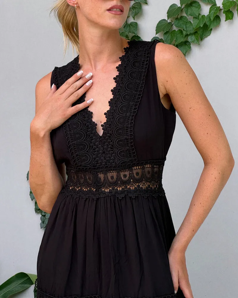 Rosie | Flowy Lace Detail Dress